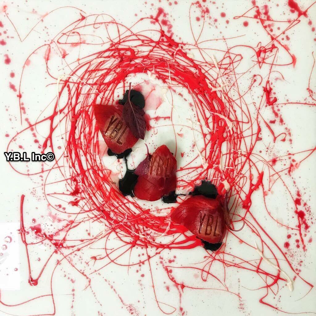 Yannesque's tweet photo. SashimiBranded3BeautifulLoosers

#food #art #foodart #Artist #chef #cuisine #cooking #painting #plating #shooting #tasting #gastronomie #beautiful #taste #restaurant #bahrain https://t.co/ihvAErBRHg