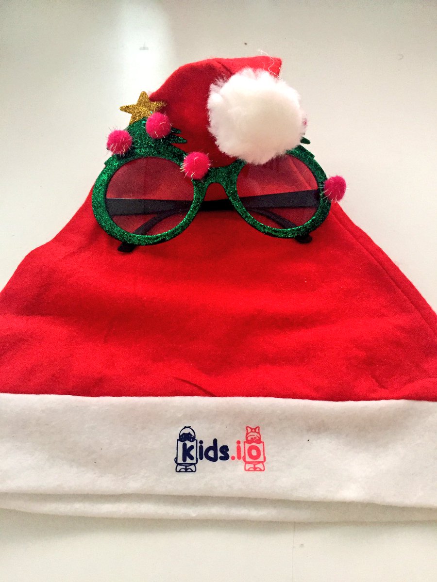 Hove_Mobility's tweet photo. 🎅🎄J-3 pour notre 3e édition #KidsIo, l'événement pr les enfants des collaborateurs.trices #KisioDigital ! Cette année : des ateliers #NumEduc #CreativeComputing @MagicMakersAt, 1 ventriloque, 1 bataille de #nerf géante et plein d'autres surprises avant l'arrivée du #PèreNoël ! https://t.co/F9InfkLPce