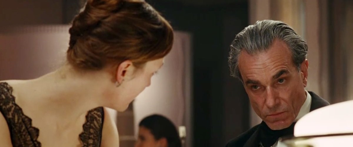 ebertvoices's tweet photo. 4 stars for Paul Thomas Anderson's fascinatingly oblique PHANTOM THREAD https://t.co/njSTiJyaki via @Glenn__Kenny https://t.co/uQ84TUyJRi