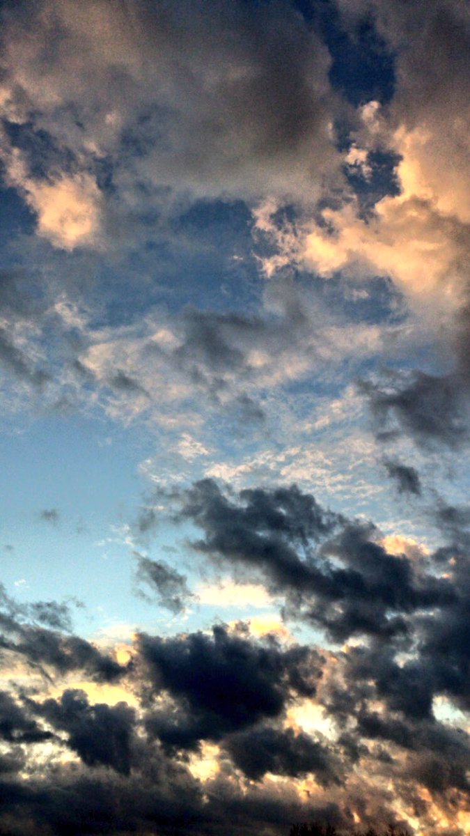 _FSfoto_'s tweet photo. Find yourself. 🌅 
#FSfoto #FSphoto https://t.co/IGfiSxt9T4