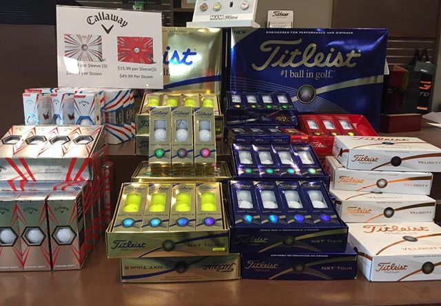 Come by and visit our Proshop to take advantage of our Christmas Sale between Dec 1st and Dec 24th ow.ly/Ij7630hhL9u 🎅🎄

 #givethegiftofgolf #holidayshopping #golf #yvrgolf #sale #shoplocal #southdelta #tsawwassen