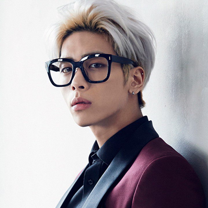 Vickike14's tweet photo. R.I.P Jonghyun😢💔 Thank you for everything, you will be missed #NeverForget https://t.co/Pexn3Y82OR