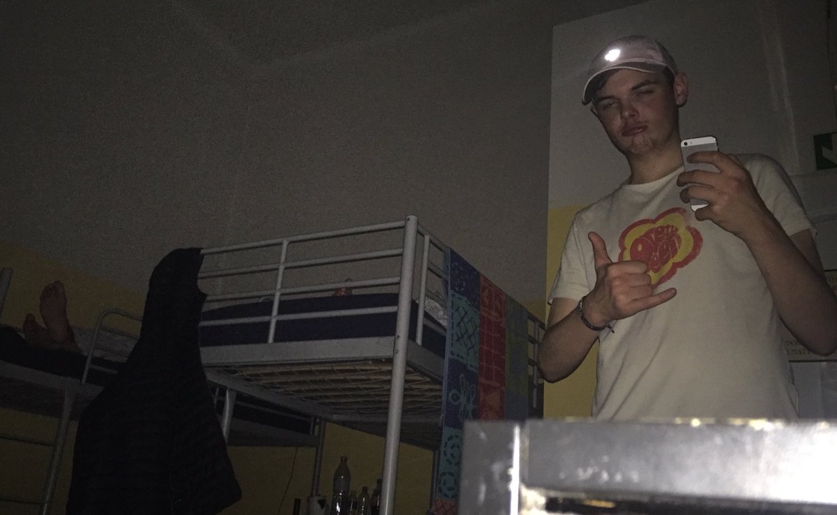 Gavin_Cross_97's tweet photo. @JackMcInnes1 happy birthday buddy, hope it's been class, I'll see ya tonight get loose get loose 🎈x https://t.co/GKJ2c3SZZL
