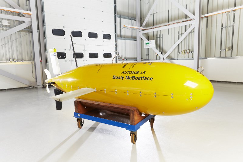NOCnews's tweet photo. In March Autosub Long Range AKA #BoatyMcBoatface took to the seas on an expedition to study some of the deepest and coldest abyssal ocean waters on earth. Here’s NOC’s Head of AUV Development to explain https://t.co/8j2tjo5KXu #NOC2017 https://t.co/EOKUQjTMWa