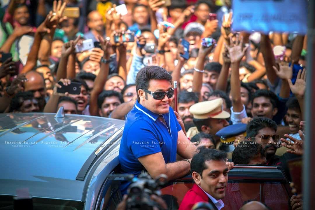 sreejithvs_'s tweet photo. @SunnyLeone @tomas_moucka #Mohanlal https://t.co/FR1btR4D8F