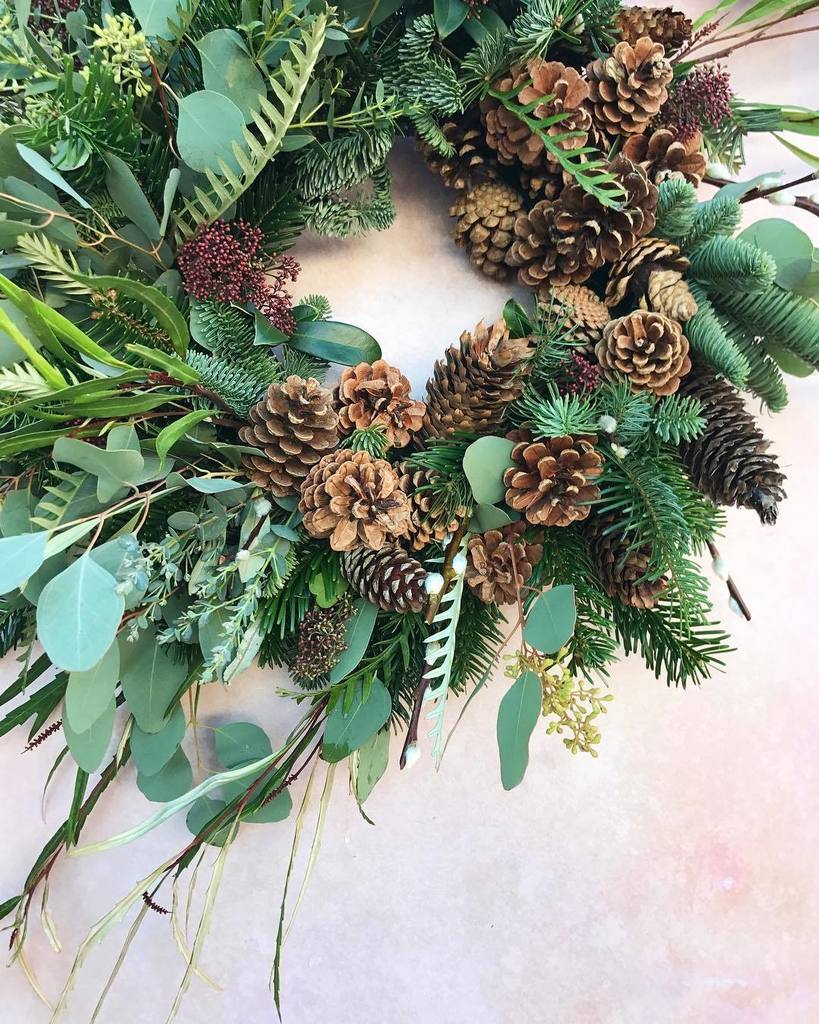 Green_Parlour's tweet image. For Lesley and her door @lesleyewatts -
-
-
-
-
#makingwinter #makelightfestive #themidwintermovement #winterstories #merryandbright #asimplechristmas #thequietwinter #christmasfaffing #feelingfestive #anatural_midwinter #mywhitechristmas #notallbahhumbu… ift.tt/2BDWJkN