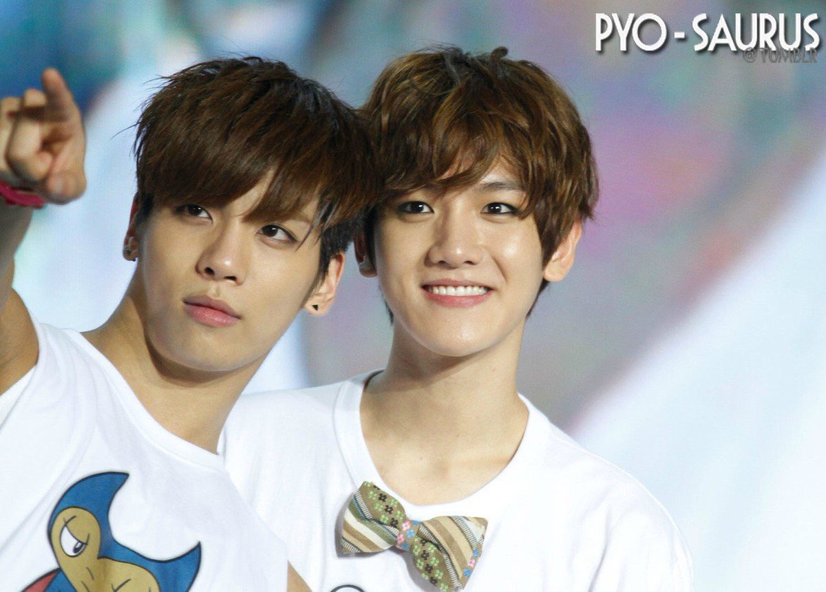 ShinersBR's tweet image. Jonghyun foi uma pessoa talentosa, incrível e maravilhosa. Ele será sempre lembrado em nossos corações. Nossas sinceras condolências a todos os fãs, amigos e familiares do Jonghyun. Desejamos muita força para todos nesse momento difícil. Descanse em paz, Jonghyun.