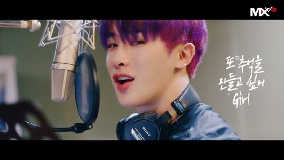 Project1096MX's tweet photo. [#MonstaXUpdates] Watch "Lonely Christmas" by Monsta X here 👉https://t.co/7ZnuggBuhP @OfficialMonstaX 🎄 https://t.co/6FQot7zP1e