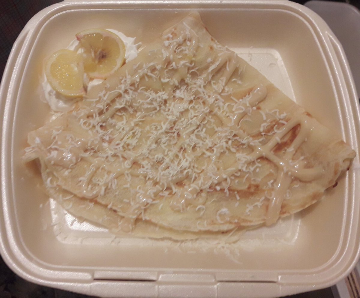 Limun palačinka :-) ko voli nek' izvoli ;-) 
#palacinka #najboljepalacinke #novisad #pamba #palacinkarnicapamba #limun #belacokolada