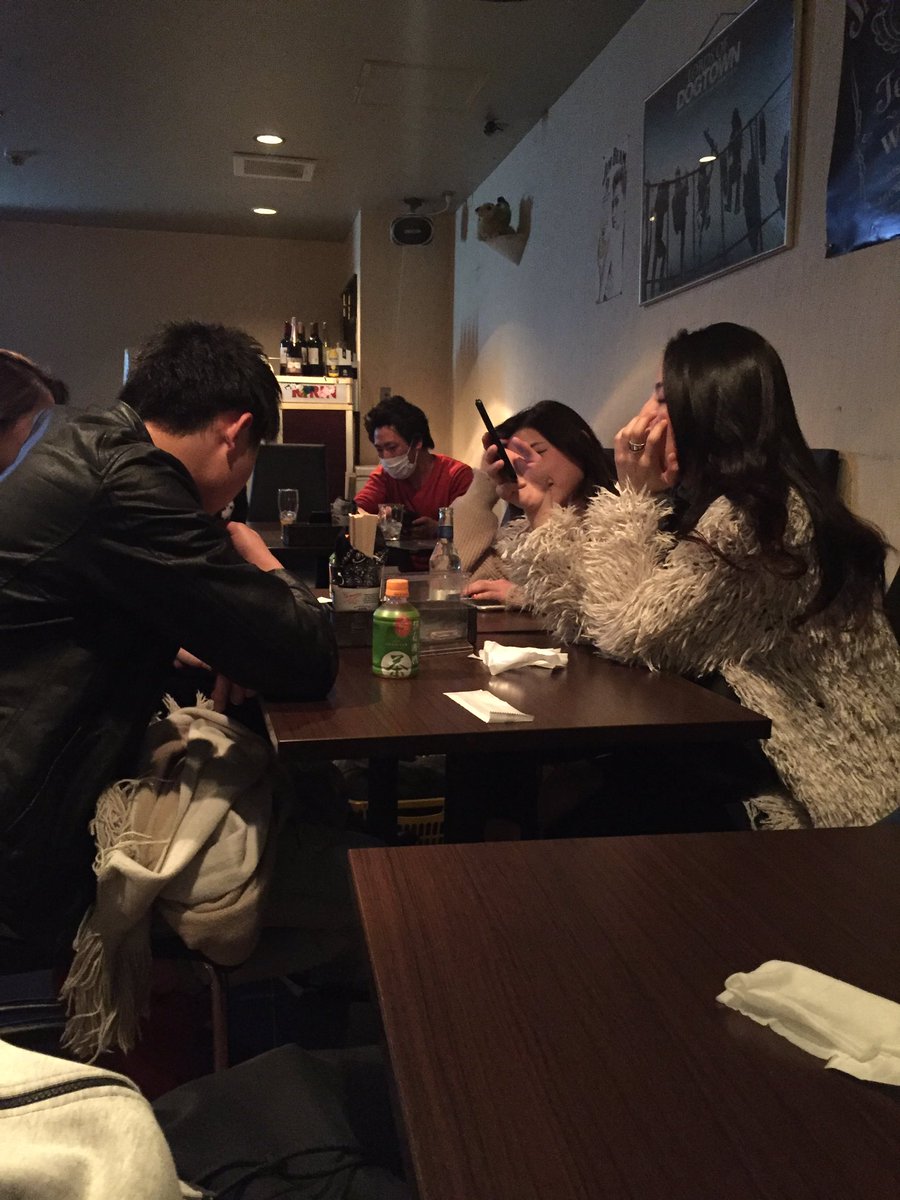 土曜日は有功の忘年会！！
楽しい時間はあっとゆうま😭
集団行動のよさ🙆‍♂️
何歳になってもこうやって集まれるといいなー🙄🙄