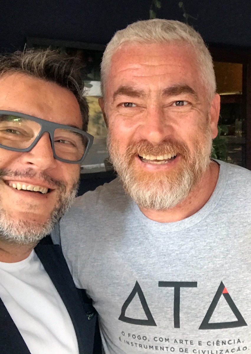 JosperOfficial's tweet photo. JOSPERING AROUND THE WORLD / JOSPER POR TODO EL MUNDO
2/2
✖️ Segunda parada📍#Brasil dónde visitamos a nuestro amigo @alexatala, chef y propietario del #Dom Sâo Paulo, con dos estrellas Michelin y entre los mejores restaurantes del mundo🍴
#AlexAtala #Domrestaurante https://t.co/VfoUgzjrb1