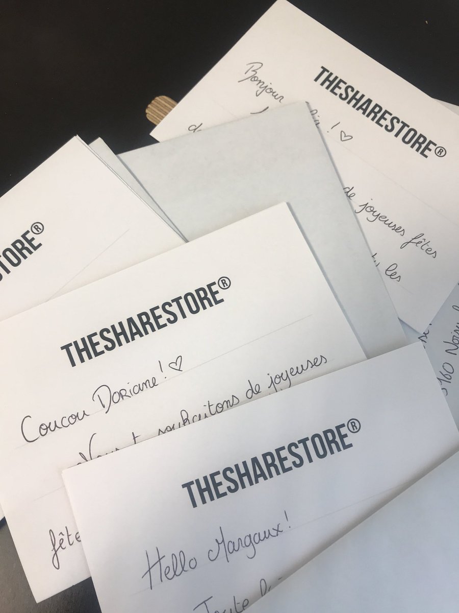 TheShareStore's tweet image. Vos lettres de Noël partent aujourd’hui! 🎄✨ Nous avons glissé une surprise à l’intérieur.. 👀🤷🏼‍♀️
