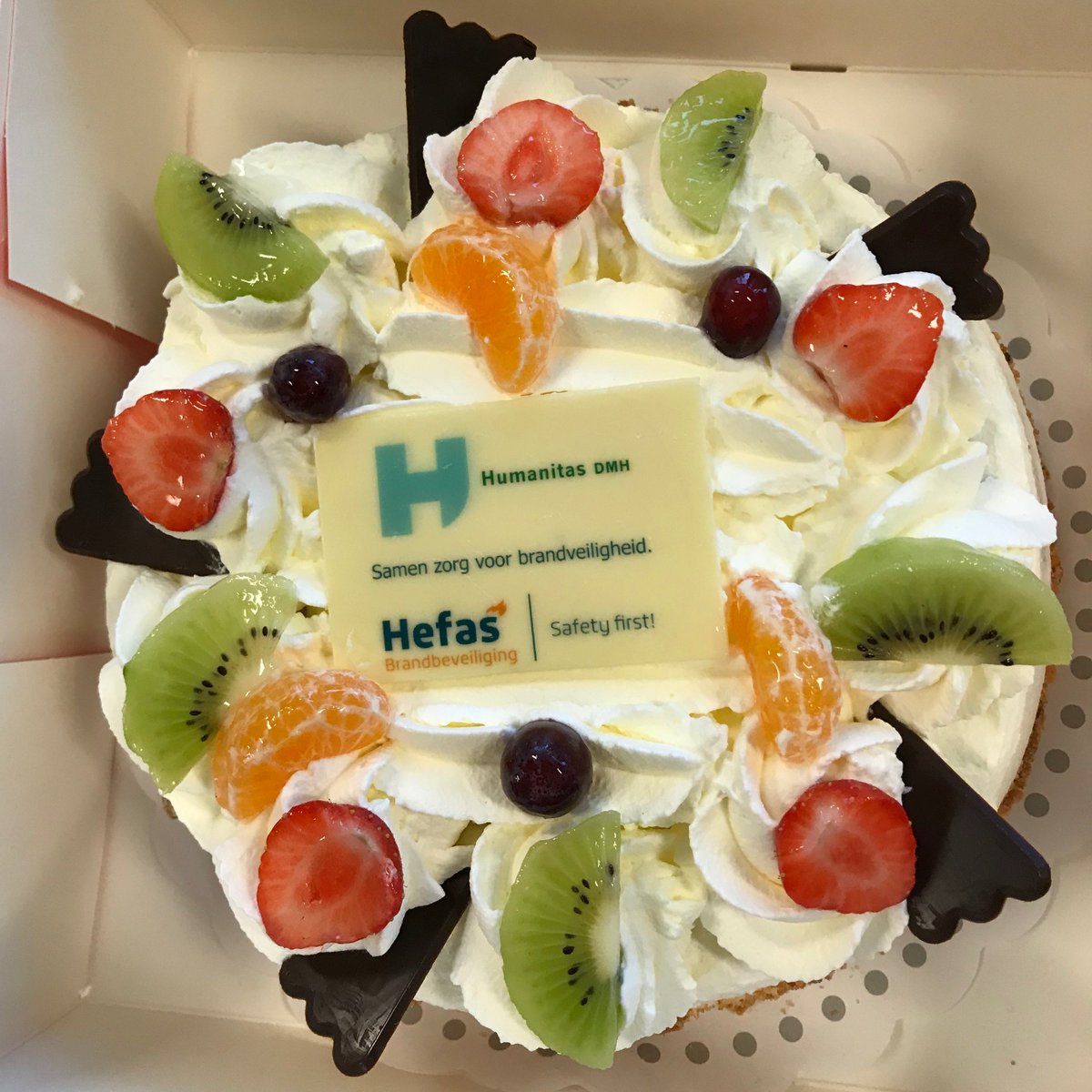 HefasDuiven's tweet photo. Hefas Brandbeveiliging en Humanitas DMH gaan samenwerken op het gebied van brandveiligheid. Wij hebben kennis van meerdere merken en zijn in heel NL actief. Wegens onze goede kwaliteit, gunstige prijsstelling, flexibele opstelling en MVO beleid zijn wij als partner gekozen! https://t.co/eUJkxIuY7f
