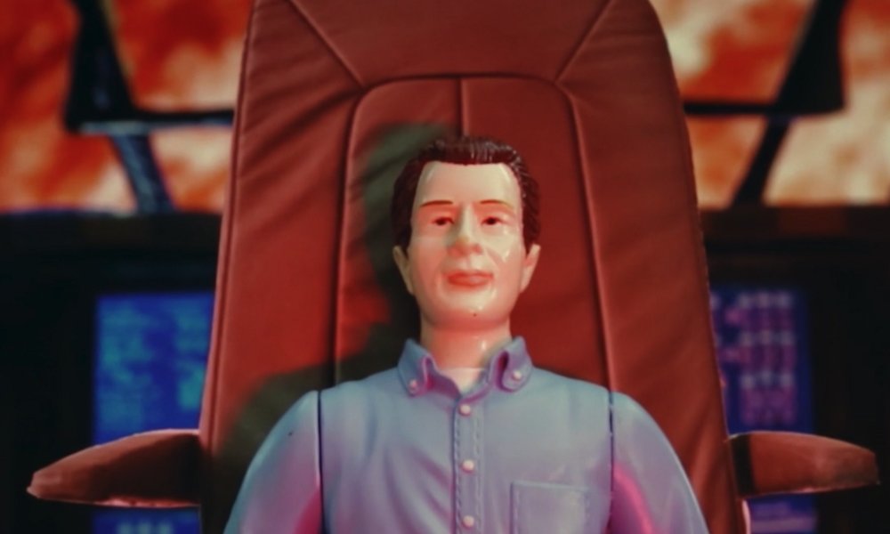 DreadCentral's tweet photo. Brooklyn-based writer/director/filmmaker Dan Yadin’s new dark and twisted animated comedy “i want to kill” has premiered and you can watch the utter madness below. The episode stars comedians James Adomian… https://t.co/o55DpeNtni #News #AmberNelson #ClarkJones #horror https://t.co/XXncplRjaz
