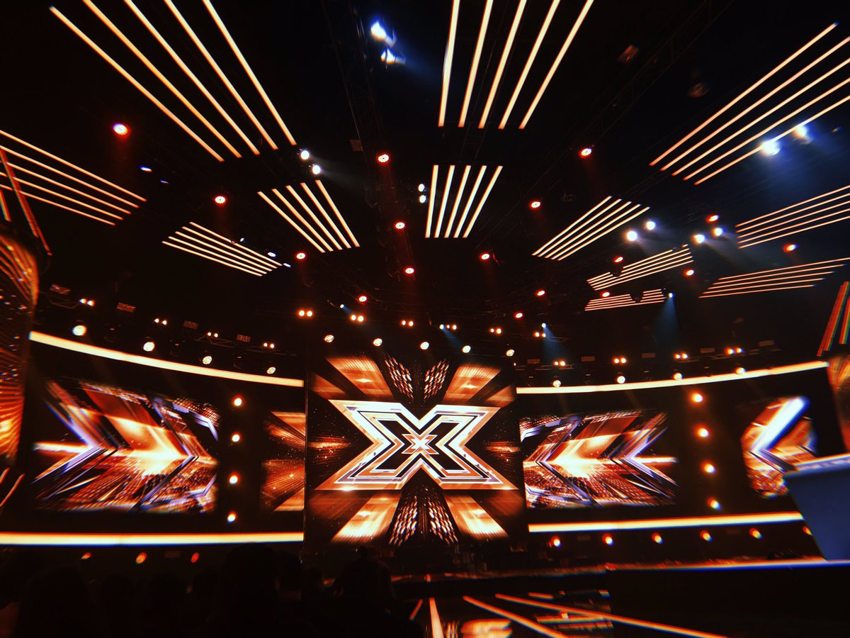 thexfactor_th's tweet photo. อีกไม่กี่นาที ได้ลุ้นกันทั้งประเทศ 

#TheXFactorThailand #Workpoint23 https://t.co/BAQlqkmDgf