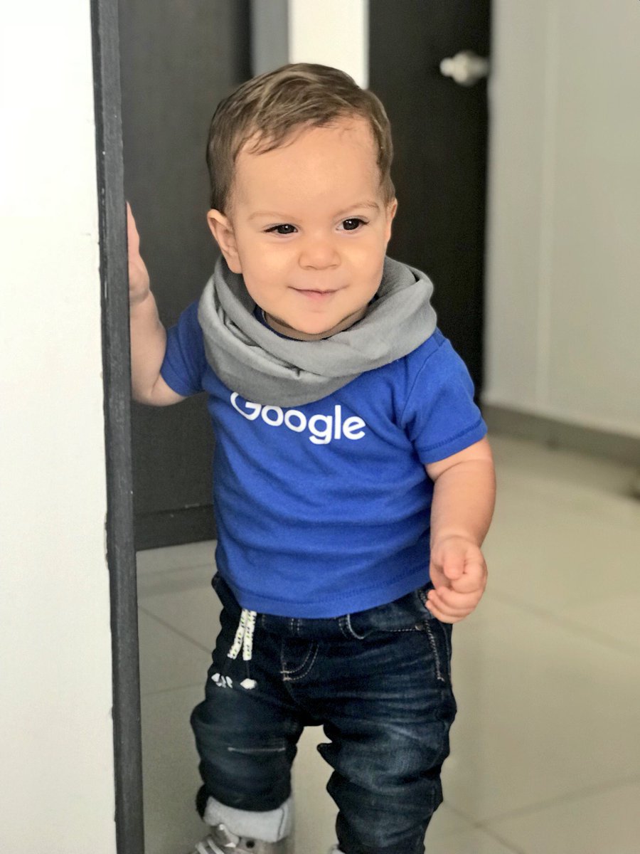 Paul_Framp's tweet photo. Still getting great value from your kind gifts @mattjbush @nishmarobb @RonanHarris. Very appropriate now as @Jack_Framp is insatiably curious. 🔍Thank you @Google. https://t.co/zIqL7v9ILB