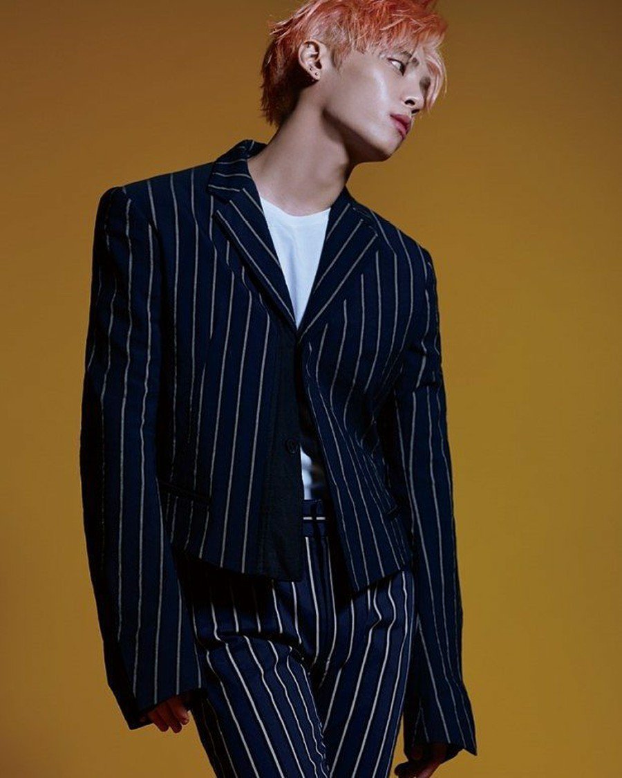 wow_ko's tweet photo. FTISLAND ホンギ、SNS更新。「とても悲しい。手が震える。同じような時期にデビューして本当に親しく過ごしたのに。何がお前をつらくさせたのかわららないけど、どうかあちらではい…
つづき⇒ https://t.co/dC3pTlA6nI https://t.co/5M33DSwnFo