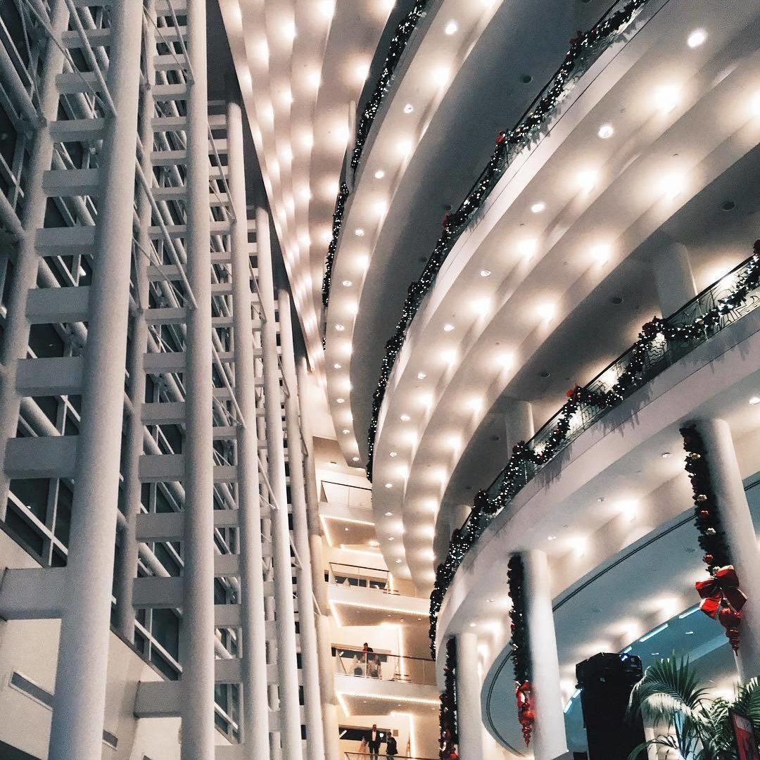 Marriott Bisc Bay (@marriottbiscbay) on Twitter photo The show must go on at <a href="/ArshtCenter/">Adrienne Arsht Center</a>, just a quick walk from our front doors.
π·: chibiloulou The show must go on at <a href="/ArshtCenter/">Adrienne Arsht Center</a>, just a quick walk from our front doors.
π·: chibiloulou