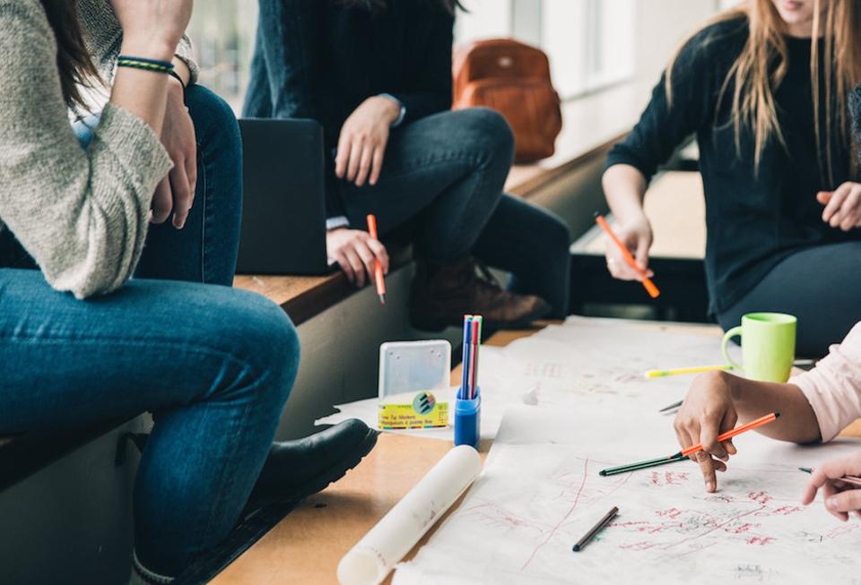 savvyista's tweet photo. Socially conscious brands have the opportunity to capture the hearts, minds and wallets of that elusive millennial demographic by building a values-based. Read @Forbes  @ForbesCommCncl  https://t.co/McCmPlJIvV #Brand #Millenials https://t.co/92WMlnBpqL