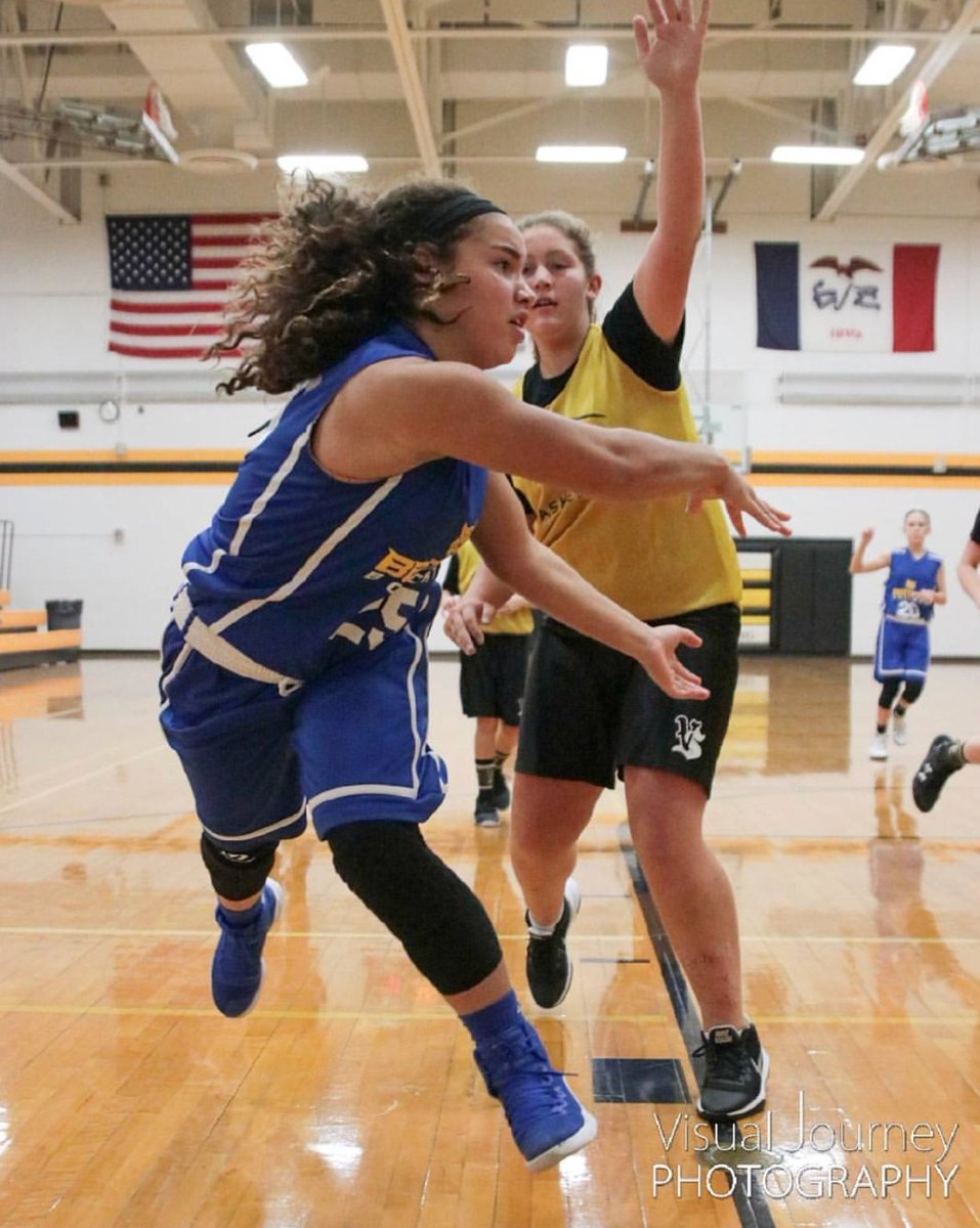 tanasiiah's tweet photo. Wishing luck to my bb sister as she takes on ACL surgery today ):❤️ the come back will only be stronger 💪🏽 https://t.co/YuFpduNOJm
