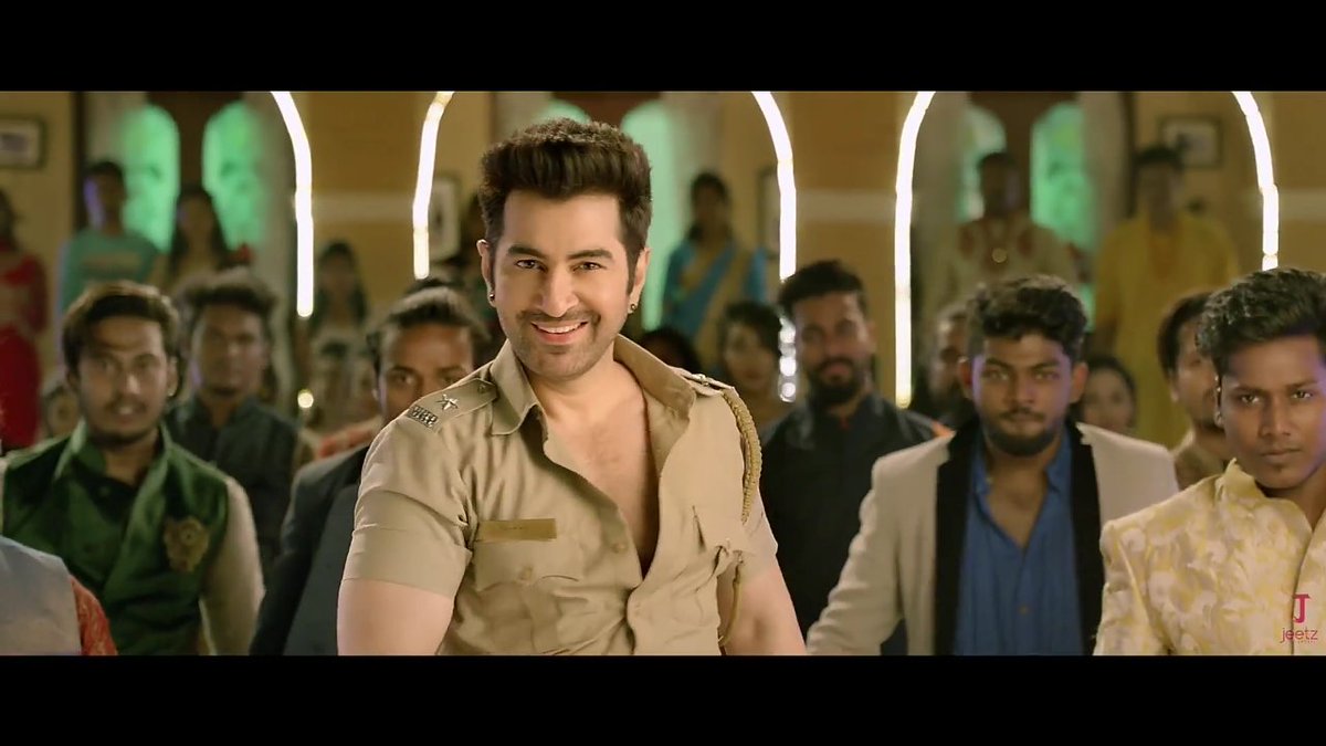 SadhinBonik's tweet photo. #INspectorNottyK হাজির 😊
Finally Wait Is Over 😊
Now Listening To : #Title_Track Of #InspectorNottyK 🎬
Jio boss 🙏
@jeet30 Dadavai & @NusraatFaria
Divai Music Quality, Looks, Dance Everything Super se upar 👌
Thanks To #Music_Director Of This Song's : @RoySuddha Dadavai 😊 https://t.co/bUWdL9jKEj
