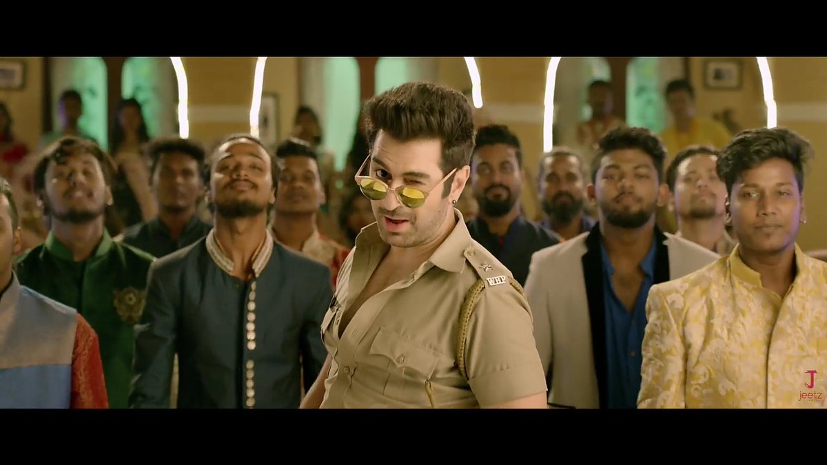 SadhinBonik's tweet photo. #INspectorNottyK হাজির 😊
Finally Wait Is Over 😊
Now Listening To : #Title_Track Of #InspectorNottyK 🎬
Jio boss 🙏
@jeet30 Dadavai & @NusraatFaria
Divai Music Quality, Looks, Dance Everything Super se upar 👌
Thanks To #Music_Director Of This Song's : @RoySuddha Dadavai 😊 https://t.co/bUWdL9jKEj