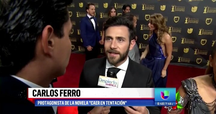 SantielFCO's tweet photo. Un poco mas de @FerroCarlos anoche en los premios #UnivisionDeportes ❤😍anoche presentó una categoria🤗 #CaerEnTentacion https://t.co/tAN1fD3Thz