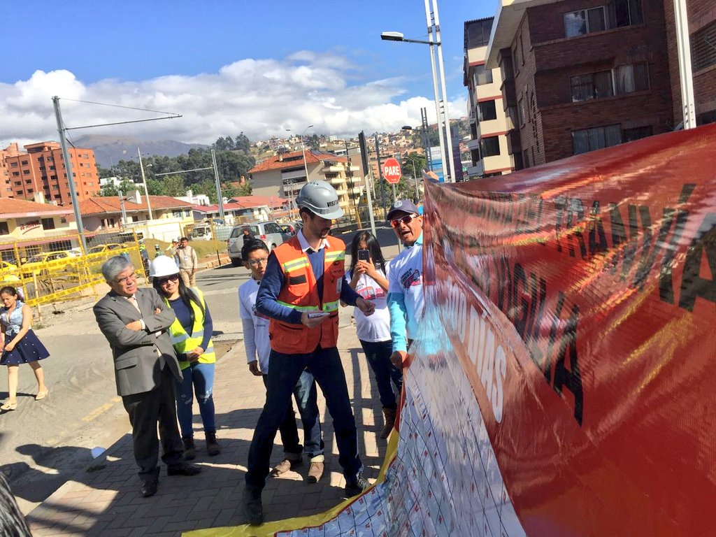 CTranvia's tweet photo. Hicimos marcar a los responsables el calendario de los 300 días. #Cuenca en vigilia. @tomebamba @MarceloHCabrera @lenin @PaulGranda @LaSuprema961 @splendid1040 @radialvision @complicefm @UNSIONTV @el_telegrafo @teleamazonasec @ecuavisa @RadioK1ec @LaSuprema961 @Tranvia_Cuenca https://t.co/PoEvmzRslz
