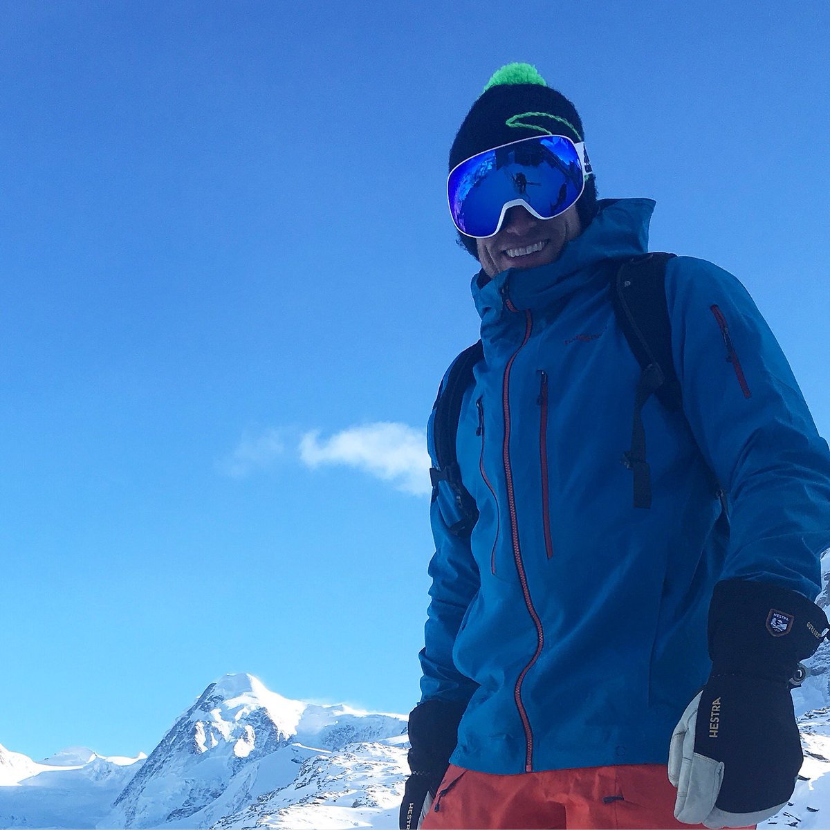 pkperformance_'s tweet photo. Zermatt 2017 🤙🏼💯 @adidaseyewear @patagonia @HestraGloves https://t.co/k4BLRWVsMe