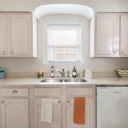 FreedmanTalia's tweet photo. You found a house you really love but it seems to be priced high. The seller refused your lower offer but you love the house. It is a dilemma that can sometimes be solved with an appraisal.

#realtor #abqhome #homesforsaleinalbuquerque #midmodernhomedesign
#midcenturymodern https://t.co/jp7bNEt4Ff