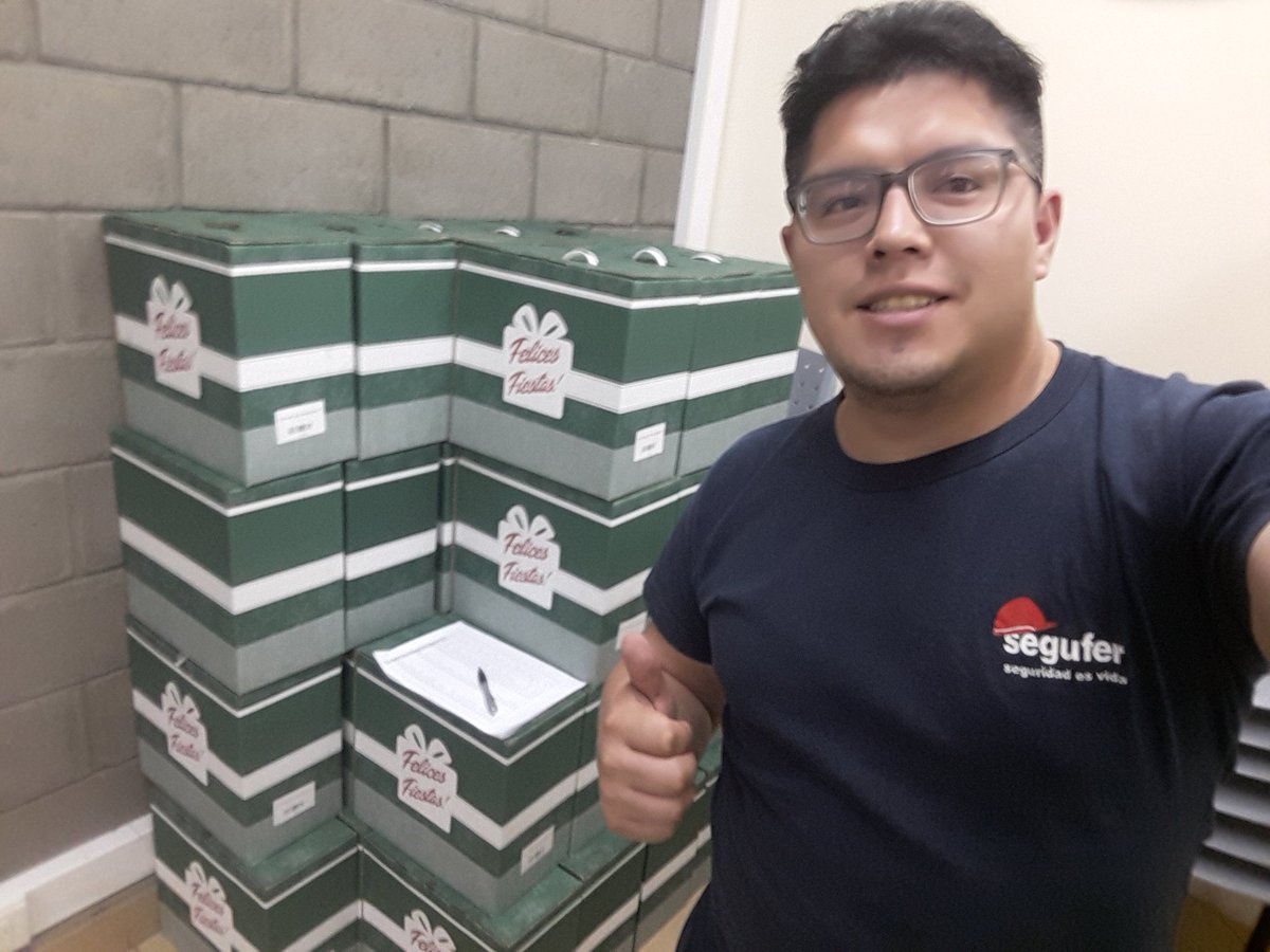 DelegadoSegufer's tweet photo. Los cros de #Segufer ya tienen su caja navideña para las fiestas. Seguimos adelante por más logros junto a #ElEquipodeRamonMuerza
@SubOrganizacion
@RamonMuerzaSEC
@aldecoto
@peru_dario https://t.co/cP95ZRIQoN