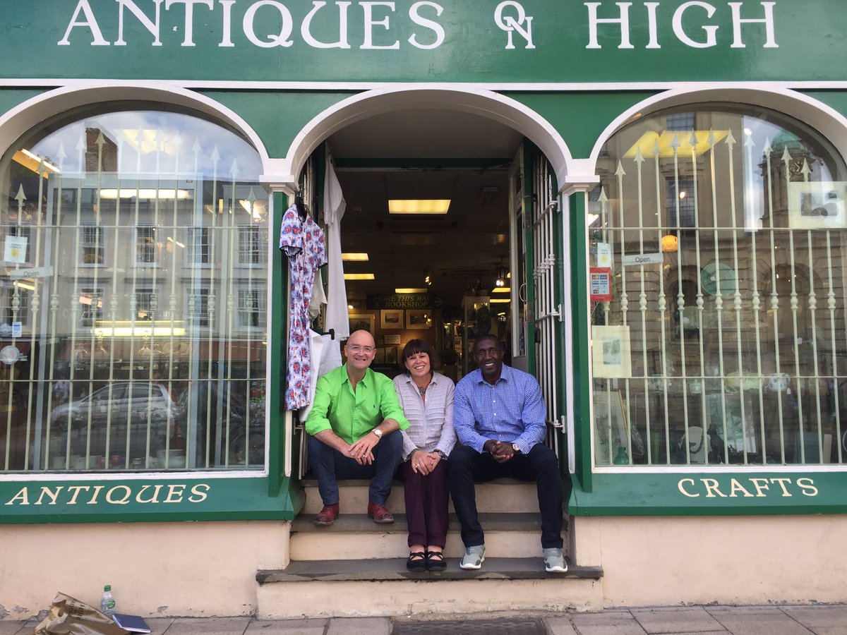 AntiquesFine's tweet photo. This evenings edition of Celebrity Antiques Road Trip @AntiqueRoadTrip features Antiques on High, Linford Christie David Harper @DavidHarperTV our very own Caroline Henney a camera man and a young coin collector called Oliver. https://t.co/tvBQZncePD   #oxfordantiquescentre #bbc https://t.co/8CaxM7lbmX