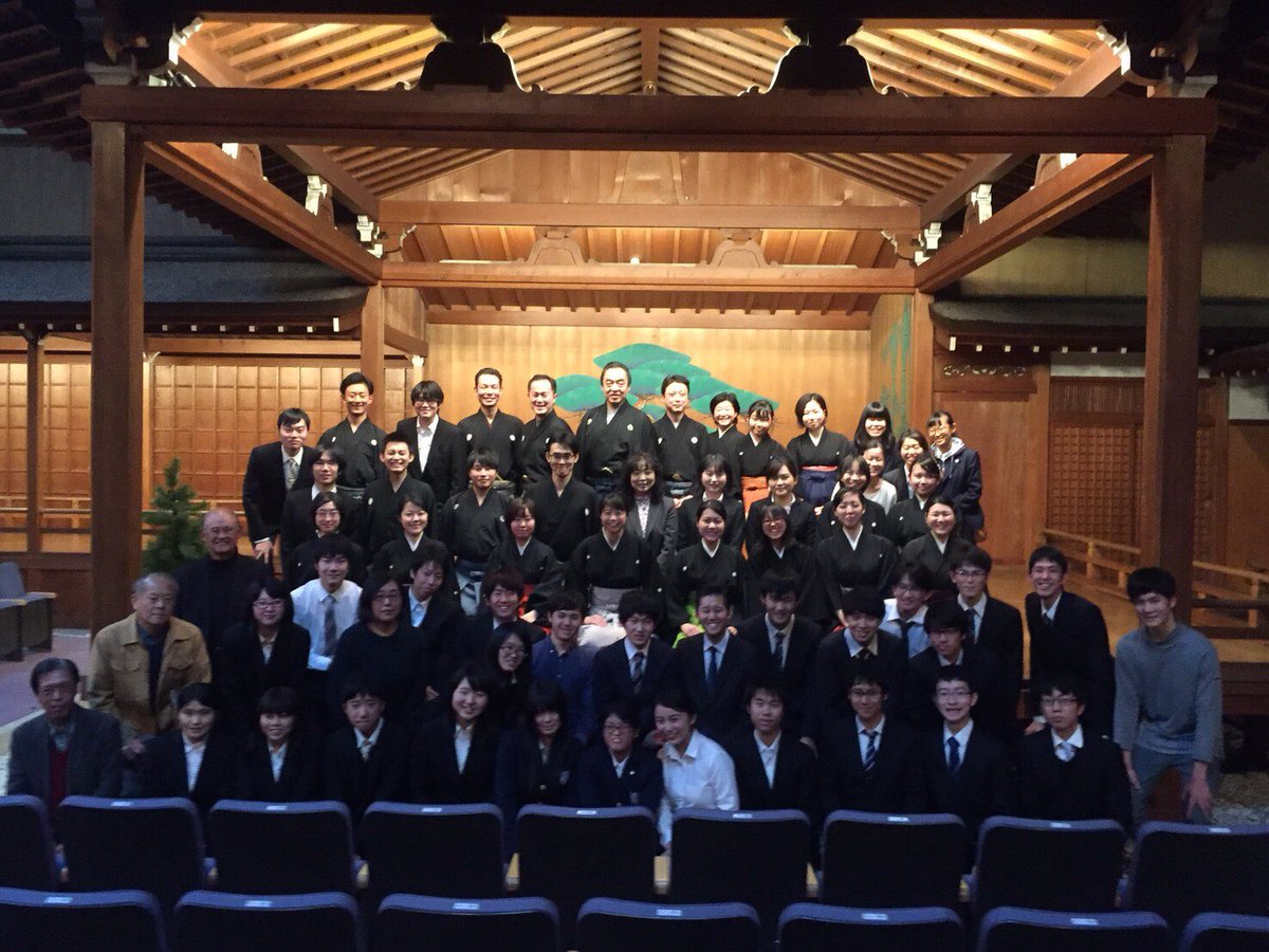 SNSに載っけても大丈夫だそうなので。大変遅くなりましたが、17日の関西宝連、皆さまありがとうございました。
羽衣は現在人数が三名と少ないですが、みんなで力を合わせて頑張っていきます。これならもよろしくお願いします。