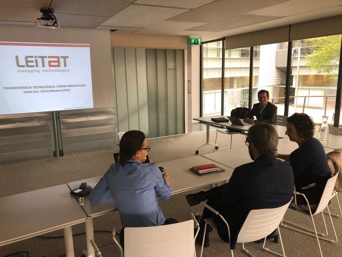 aliciarll's tweet photo. Aquest matí he visitat les instal.lacions de @Leitat a BCN. Moltes felicitats x la feina q féu generant #impacte econòmic del #coneixement, és a dir, #innovació. El proper #govern haurà de ser ambiciós x superar les actuals xifres. #IcetaPresident https://t.co/g2mjUGMIez