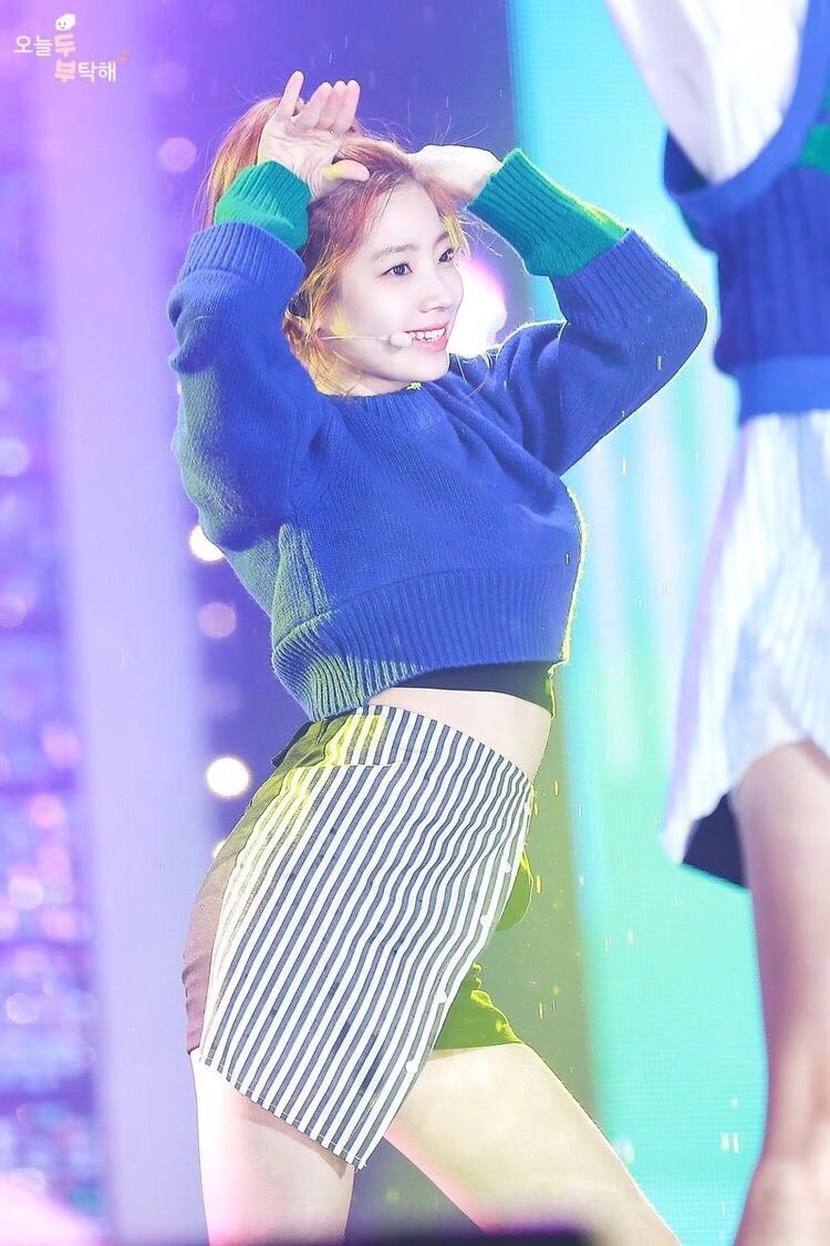 TWICE0528v1998's tweet photo. ダヒョンのセンイル5月28日までに528RT目指します！！🌟まだ期間はあるかも知れませんが、確実に成功したいので協力お願いします！🙇🏻
#ONCEを信じてる 
#RTしたONCEを全力でフォローする 
#ダヒョンペンと繋がりたい 
#ダヒョン好きな人RT 
#528RT https://t.co/KmVU7cn90H