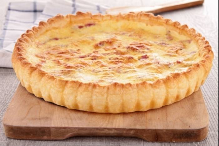 fabiou_79's tweet photo. RT pour la Choucroute Alsacienne 
Fav pour la quiche lorraine 
#FCMRCSA https://t.co/2ToLqBTnzS