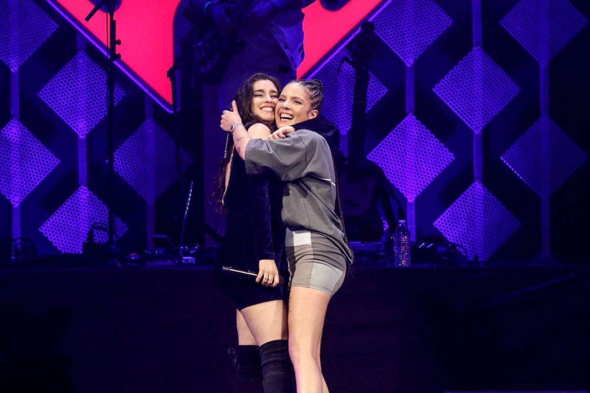 iHeartRadio's tweet photo. ��🌹 @LaurenJauregui + @halsey 🌹✨ #Y100JingleBall https://t.co/3HBAGBcsYd