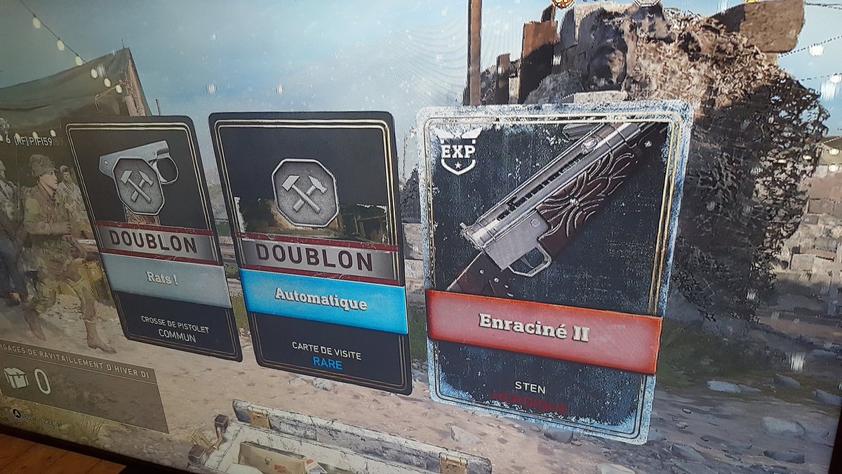 jon_jones59's tweet photo. Quand t'ouvre ton largage de ravitaillements d'hiver free et que ta sa !! Aïe aïe la sten en héroïque 😍😍 @CallofDuty #WW2 https://t.co/POZvHd0jR7