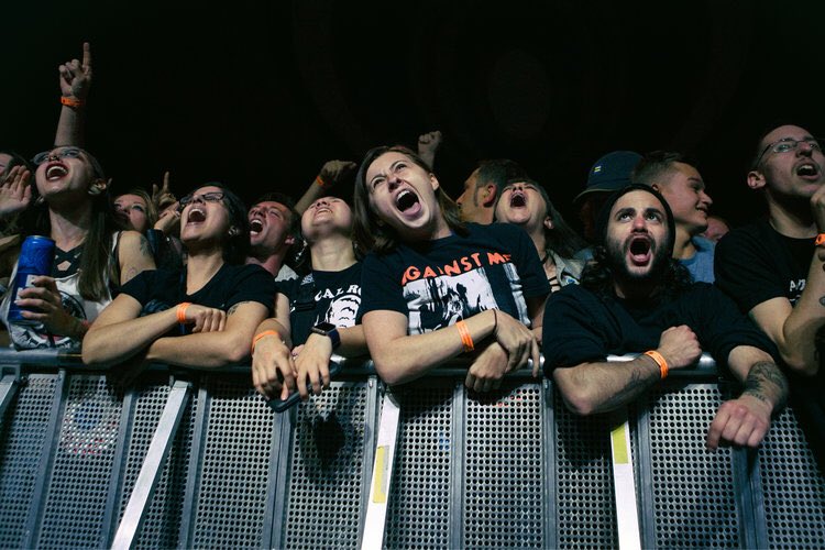 BryceMata's tweet image. Some shots of @LauraJaneGrace and @AtomWillard from when @againstme came through Detroit at the @majesticdetroit in October. #LauraJaneGrace #AtomWillard #AgainstMe #BandPhotoGuy #Detroit #Flint #Michigan #Photographer #ConcertPhotography #MajesticDetroit