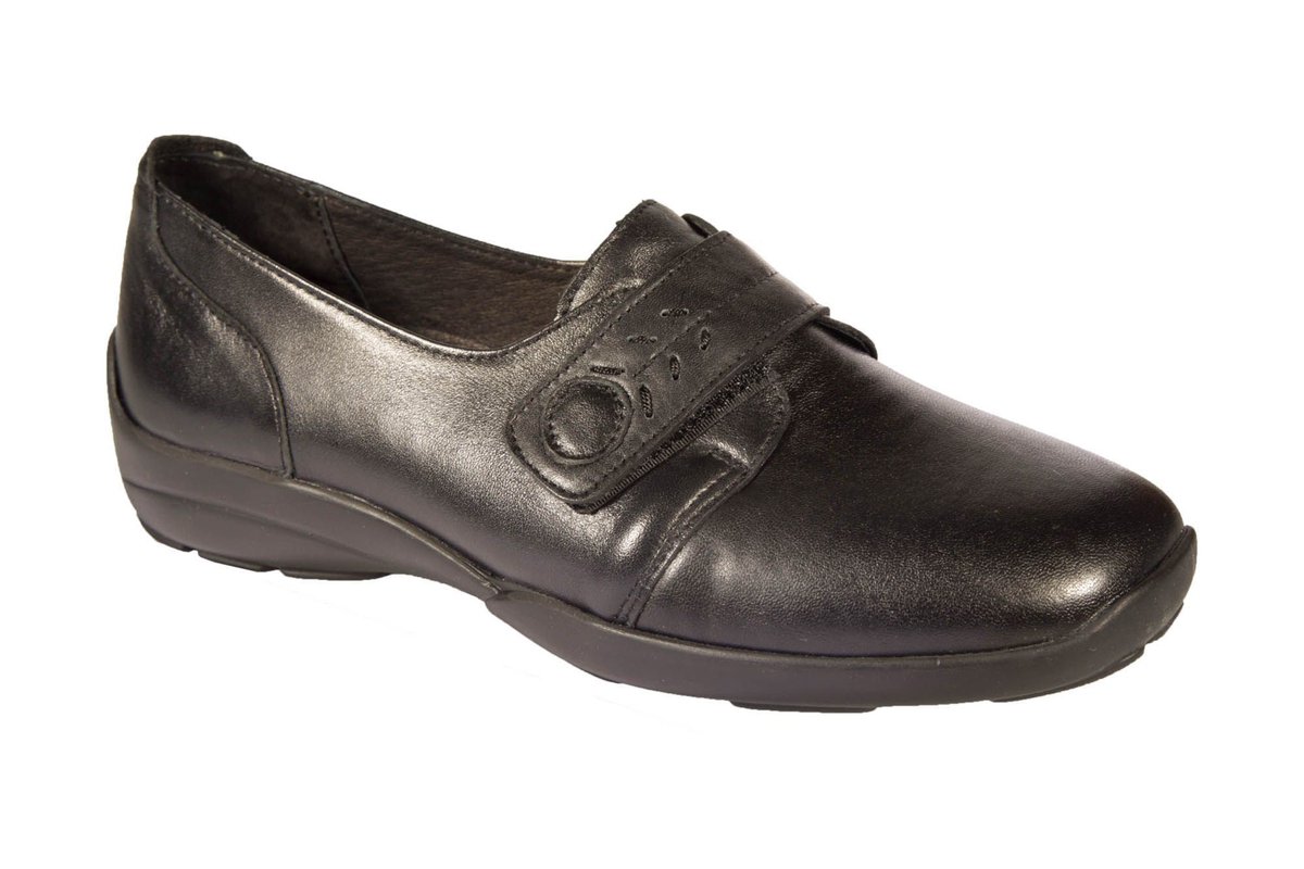 This attractive loafer in a soft, stretch “leather look” fabric easily adjusts to fit.  Leather look "stretch" panels allows the front of the shoe to stretch to the shape of your foot, perfect for people who suffer from bunions, hammer toes, arthritis etc.