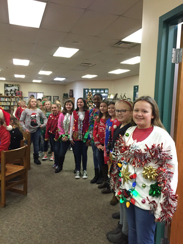 KimFowlerFox's tweet image. West View sweater contest...tons of fun!
