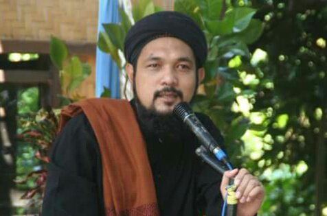 Pemudamuslimin's tweet photo. Ketua Departemen Pendidikan &amp; dakwah PB Pemuda Muslimin, Habib Fathan; Prilaku LGBT Hukumnya Haram, selengkapnya ==> https://t.co/yZdevqIega https://t.co/vEtJIOtQD5