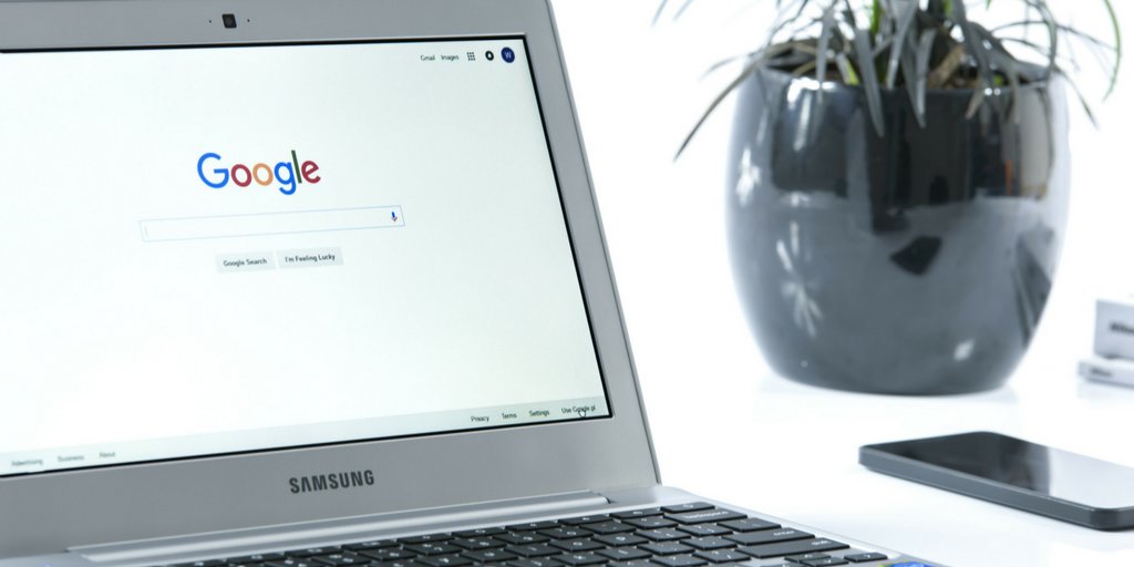CISecurity's tweet photo. Billions of people use the Internet every single day, and knowing how to stay safe while using it is vital. Follow our tips to keep safe on the Internet - https://t.co/uQkqGlRKmq https://t.co/v0K3qsE45m