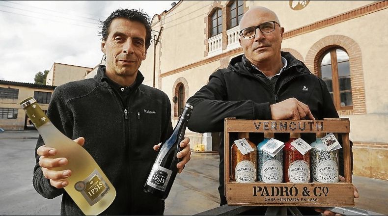 VermouthPadro's tweet photo. "A las puertas de celebrar 120 años de historia, la empresa Padró i Família, puede presumir de ser un referente en el sector de la exportación vitivinícola." Artículo entero del @diaridtarragona 👉🏻 https://t.co/Pz1mCg2aKL https://t.co/m7F4jmrGOT