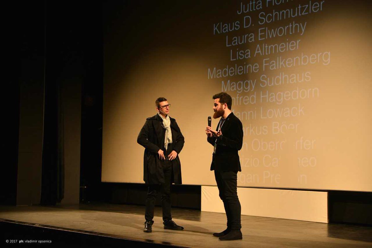 NikJovcicSas's tweet image. Merlinka LGBT film festival was incredible - so proud to have played a small role in such an amazing project. Huge props to the Queen of Belgrade and winner of RuPaul’s Drag Race season 10, @azdejkovic1 🏳️‍🌈🎥🍾