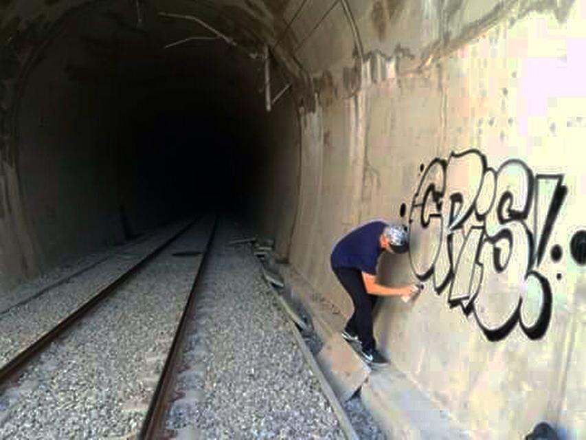 amohnacr's tweet photo. CRIS ACR #graffiti #hiphop #sketchbook  #streetart #paint #urbangraffiti #jamsessiongraffiti #Freestyle #stickers #wallstickers #algerie #tiziouzou #maghreb #afrique https://t.co/BgoXVcrCX6