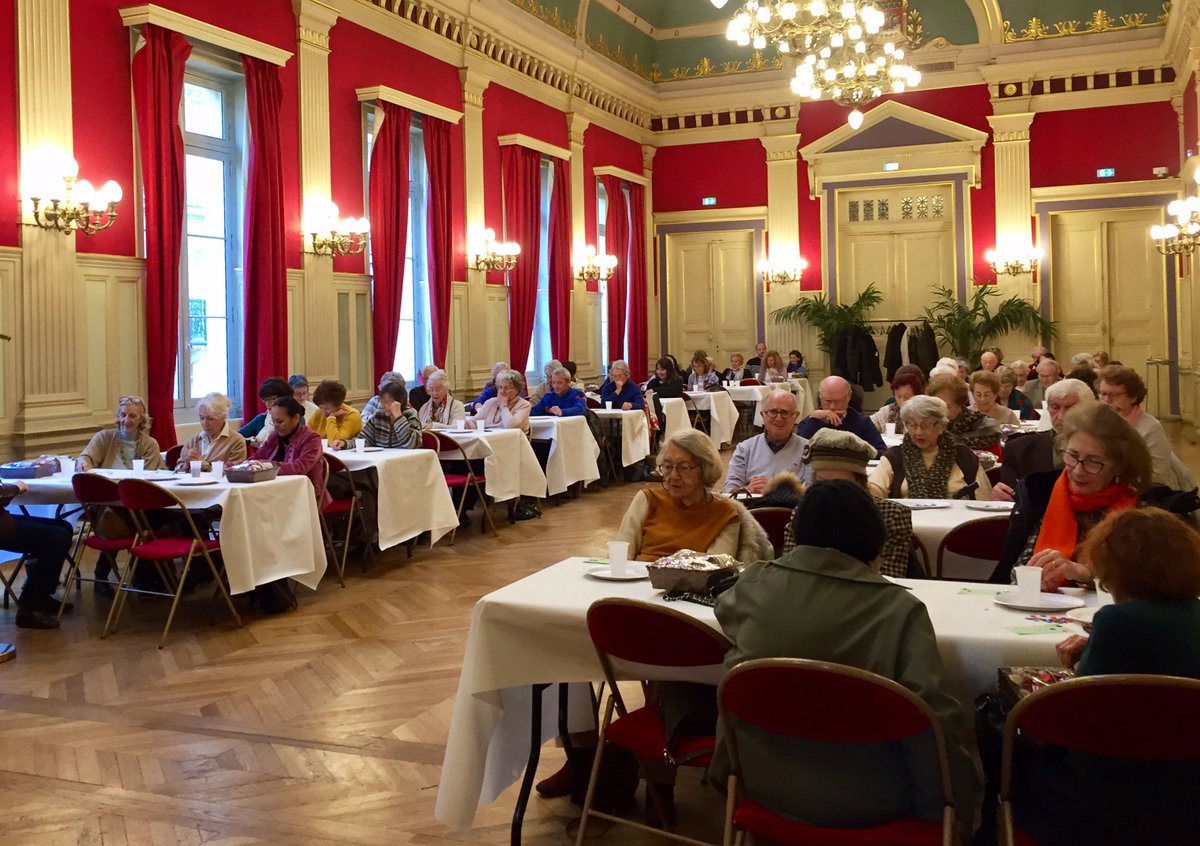 Mhdorvald's tweet photo. Loto des seniors à la @mairiedu16 suivi d'un goûter #event16 #convivialité16 #liensocial16 #activité16 @danielegiazzi https://t.co/InTLZ5M9Ra