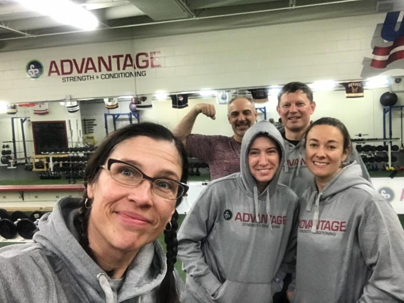 StrengthToPlay's tweet image. Hoodies are here! Check out how pick yours up. conta.cc/2CWi3Qx