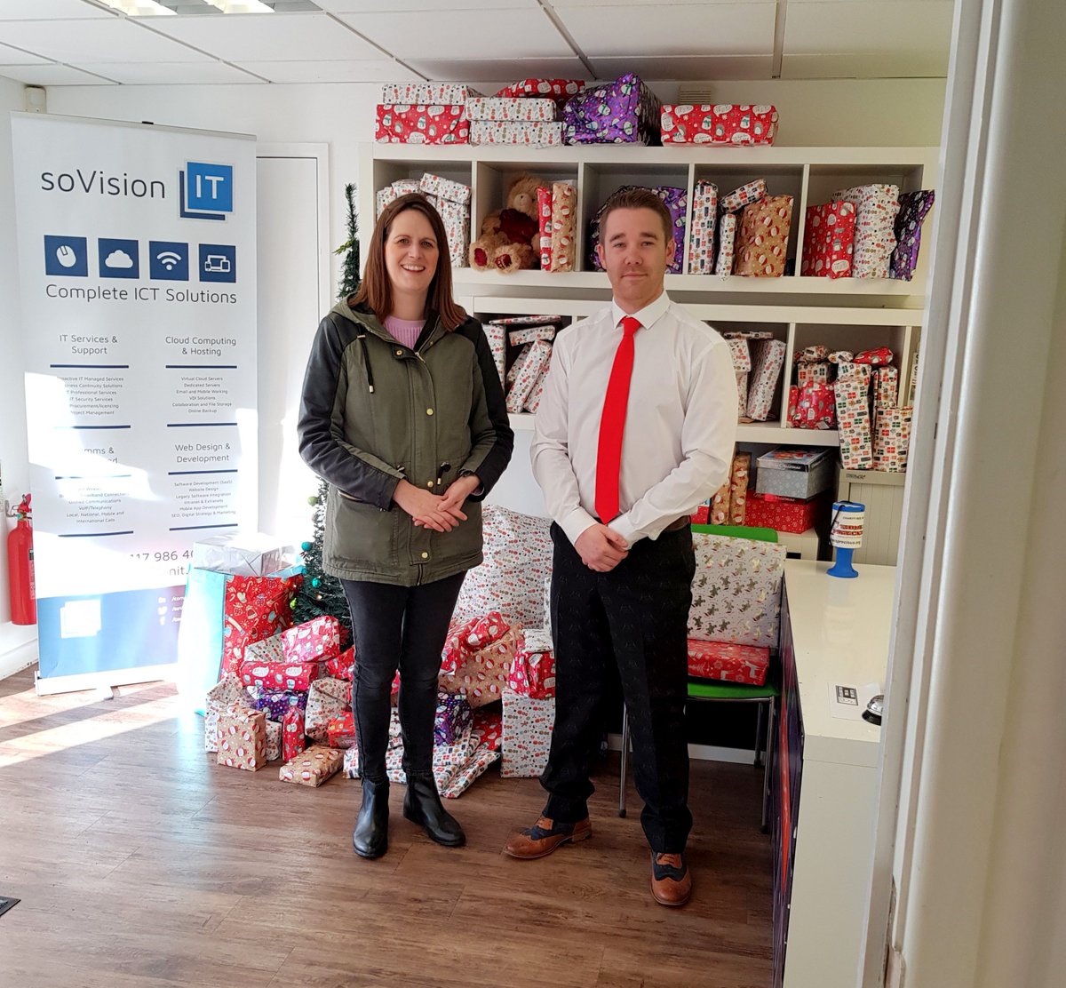 soVisionIT's tweet photo. Santa's helpers from @tipcharity came today to collect all your gifts. Thank you for supporting #soVisionIT and Time is Precious and for bringing joy to some seriously ill children and their parents. π
#charity #fundraising #donate #nonprofit #philanthropy #MondayMotivation https://t.co/hr0ZHpuTMj