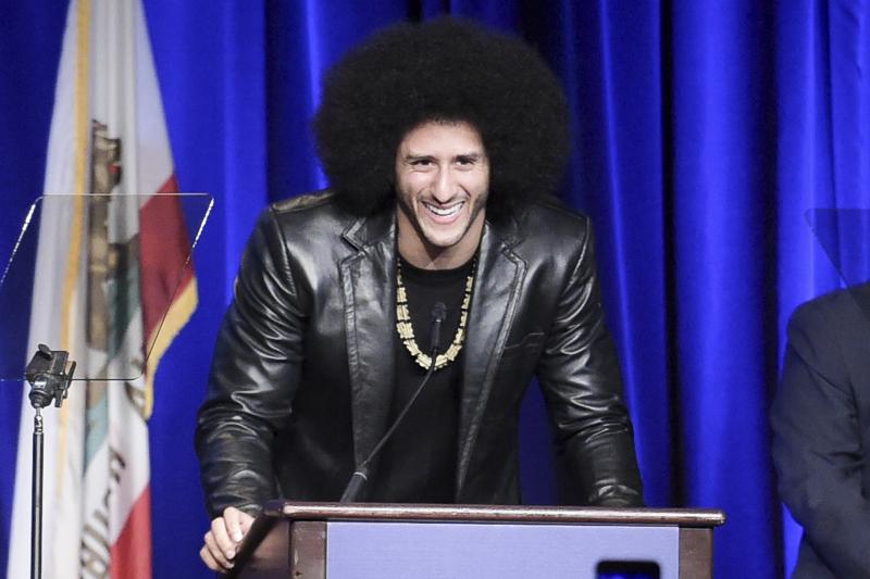 BleacherReport's tweet photo. Colin Kaepernick says he wants to join Diddy in owning Carolina Panthers https://t.co/0m8JKQh16S https://t.co/rAo2kyAoxi